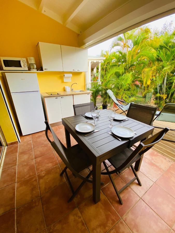 Maison mitoyenne , piscine,Citerne, jardin, parking, plage Le Gosier  Eksteriør bilde