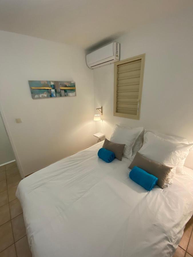 Maison mitoyenne , piscine,Citerne, jardin, parking, plage Le Gosier  Eksteriør bilde